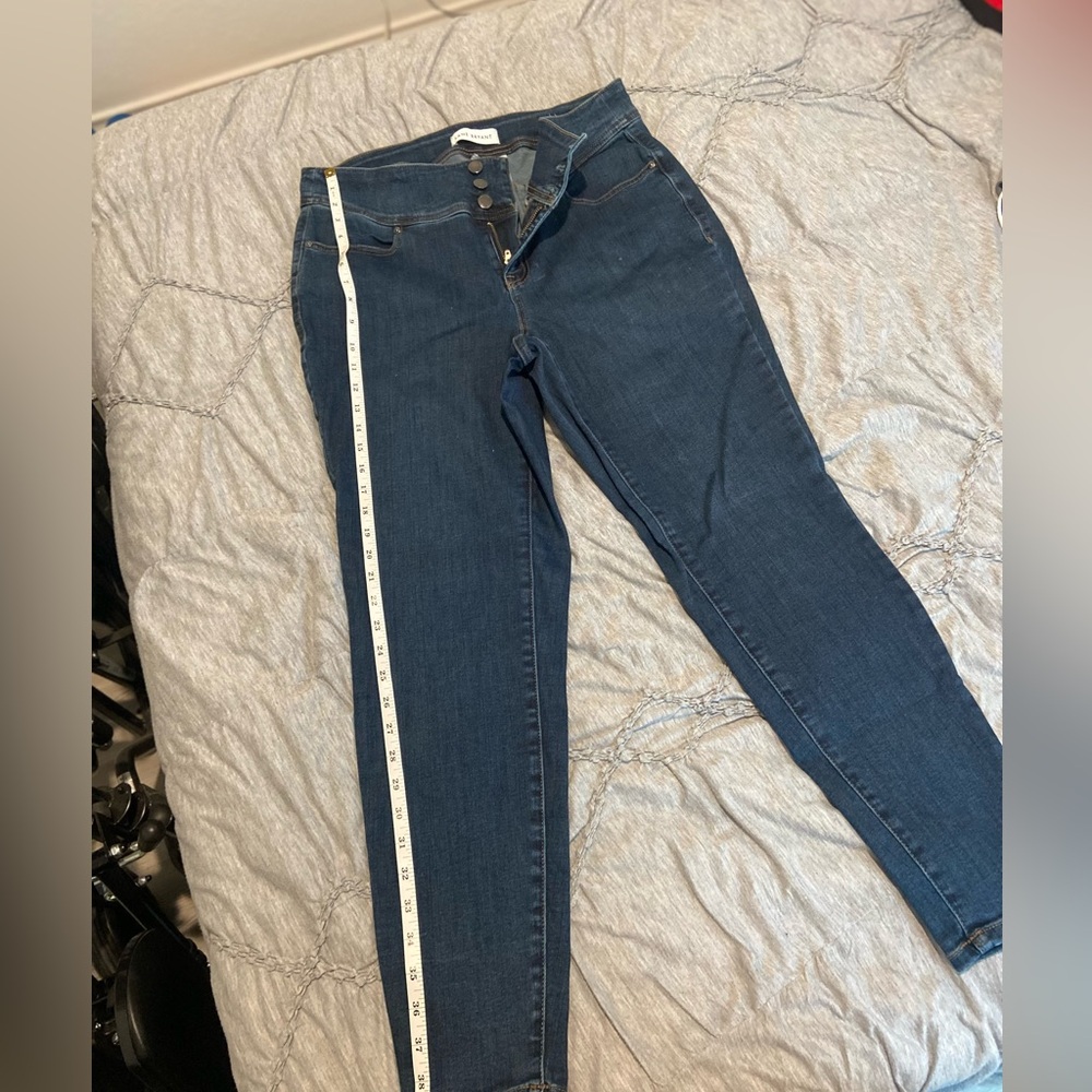 Lane Bryant 
High rise jegging
Size 14 EUC